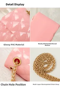 Vues détaillées du matelassage en PVC rose brillant et de la chaîne dorée du sac