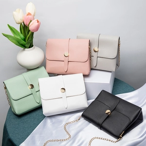 Women PU Leather Small Square Crossbody Bag With Golden Metal Chain Strap Minimalist Solid Color Shoulder Bag