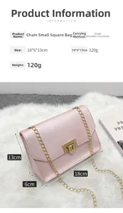 Mini borsa rosa perlata con catena dorata e dettagli sulle dimensioni di 18x6x13cm