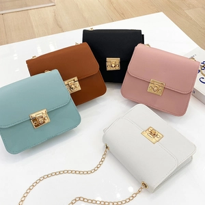 Petit Sac Bandoulière Femme Cuir PU Serrure Métal Doré Chaîne Mode Minimaliste Sac À Épaule Tendance