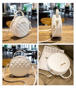 Vues multiples d'un sac rond blanc matelassé avec des détails métalliques dorés