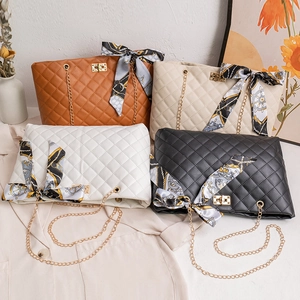 Women Quilted Shoulder Bag PU Leather Large Capacity Chain Tote With Satin Scarf Elegant Daily Fashion Handbag