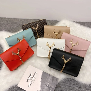 Women Shoulder Bag PU Leather Gold Deer Head Tassel Envelope Small Square Crossbody Purse Chain Strap Elegant