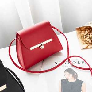 Women Minimalist PU Leather Crossbody Bag Fashion Square Shoulder Bag With Metal Buckle Small Messenger Purse For Daily Dating