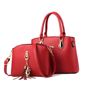 Women Fashion Handbag And Crossbody Bag PU Leather Litchi Pattern Gold Hardware Cat Pendant Tassel Large Capacity Trendy Elegant