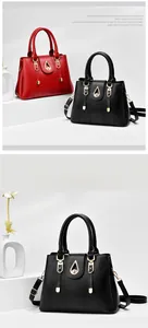 Détail du cuir PU résistant aux rayures et du fermoir en métal sur sac à main chic