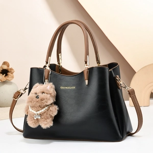 Elegant Women Handbag Contrast Color PU Leather Large Capacity Tote Bag With Plush Bear Pendant Minimalist Fashion