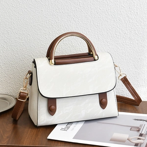 Sac À Bandoulière Niche Française Pour Femme Texture Marbre Cuir PU Poignée En Métal Rabat Sac Sous L'Aisselle Rétro Chic