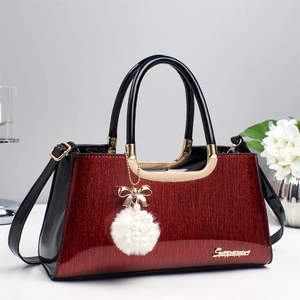 Sac À Main Pour Femme Pailleté Cuir Verni PU Sac À Bandoulière Avec Pompon En Fourrure Et Künstliche Perle Mode Élégant