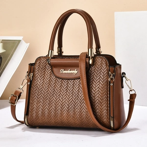 Sac À Main Élégant En Similicuir Tressé Grande Capacité Sac Bandoulière Pour Femme Avec Finitions Dorées Polyvalent