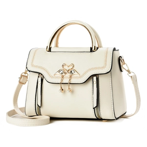 Sac à main chic en cuir PU blanc crème avec motif cœur cygne et gland en perle