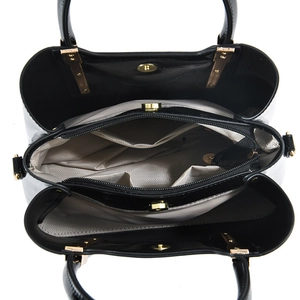 Three-layer black soft leather backpack with central zipper and magnetic compartments