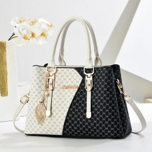 Sac À Main Femme Élégant Cuir PU Imprimé Monogramme Couleur Contrastée Sac À Bandoulière Avec Pendentif Feuille Künstliche Perle Tote Mode