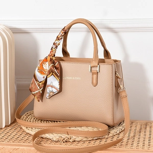 Elegante Borsa Da Donna Borsa A Tracolla Pelle PU Trama Lychee Con Sciarpa Di Raso Grande Capacità Tote
