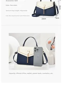 Internal structure detail of the contrast color shoulder bag with size 23x16x8cm