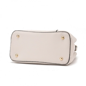 Bottom view of cream lychee texture handbag with four golden protective metal feet