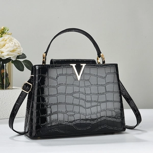 Borsa A Mano Con Motivo Coccodrillo Pelle PU Texture Alligatore Fibbia In Metallo V Dorata Borsa A Tracolla Da Donna Elegante