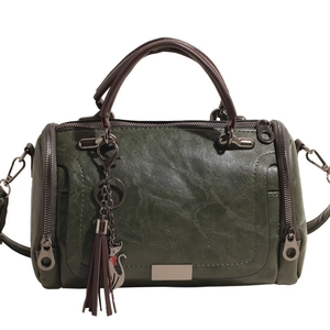 Retro olive green Boston bag with litchi grain leather and a cute tassel pendant