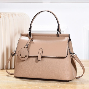Women Handbag Lychee Grain PU Leather Shoulder Crossbody Bag With Smile Face Pendant Minimalist Fashion Tote