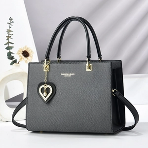 Fashion PU Leather Handbag Crossbody Bag Women Twill Texture With Heart Artificial Pearl Charm Structured Commuter Tote Bag