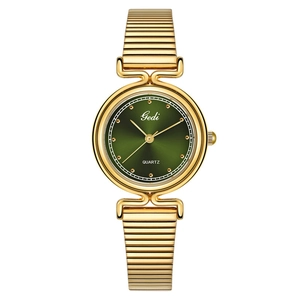 Elegante goldene Schlangenarmbanduhr für Damen mit tiefgrünem Zifferblatt und Quarzwerk
