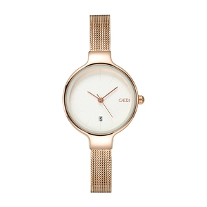Montre minimaliste en or rose pour femme avec cadran blanc et bracelet en maille