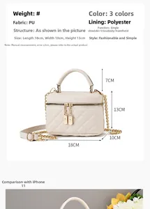 Detailansicht der cremefarbenen Stepptasche mit Maßen 18x10x13cm und Kettenriemen