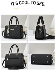 Vues détaillées du sac à main noir en cuir croisé avec pompon perle et logo doré