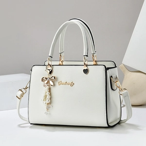 Sac À Main Mode Pour Femmes En Cuir PU Saffiano Sac Bandoulière Avec Pendentif Künstliche Perle Nœud Poignée Supérieure Élégante