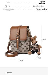 Tableau des tailles pour sac à téléphone en cuir vintage avec charm d'ours mignon