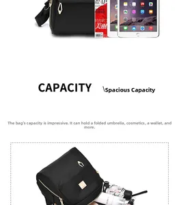 Vue détaillée de la capacité du mini sac à dos noir avec iPad et objets du quotidien
