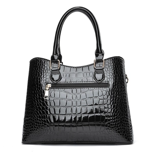 Classic black crocodile pattern patent leather handbag with large capacity and gold zippers