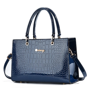 Dunkelblaue Kroko-Handtasche aus Lackleder mit Glanzeffekt und abnehmbarem Schultergurt