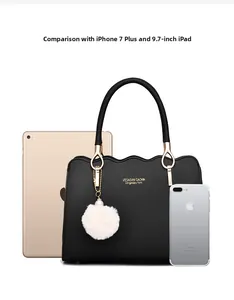 Borsa a mano in pelle PU nera con capacità interna per un iPad da 9,7 pollici e oggetti