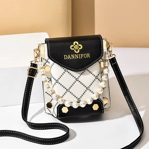 Sac Bandoulière Pour Téléphone En Cuir PU Matelassé Avec Poignée En Künstliche Perles Et Rivets Métalliques Mini Sac À Épaule Femme