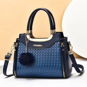 Sac À Main Élégant Pour Femmes Cuir PU Tissage À Carreaux Grande Capacité Sac À Bandoulière Avec Pompon Poignées Dorées
