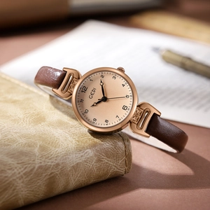 Orologio Quarzo Donna Vintage Cassa Lega Rotonda Cinturino Pelle PU Impermeabile Numeri Arabi Elegante Retro Orologio Polso