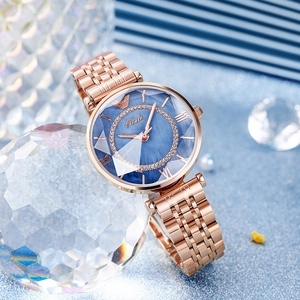 Women Analog Quartz Watch Luxury Fashion Rhinestone Inlay Roman Numerals Alloy Case Metal Link Strap Casual Elegant