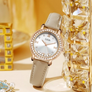 Montre à quartz luxe GEDI pour femme avec lunette en strass or rose et bracelet en cuir beige