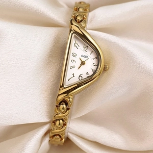 Women Quartz Watch Irregular Geometric Dial Alloy Bracelet Strap Retro Elegant Waterproof Wristwatch For Ladies