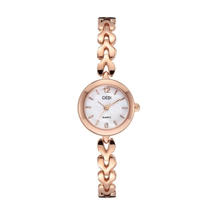Elegante Damen Quarzuhr in Roségold mit Herz-Kettenarmband und weißem Perlmuttblatt