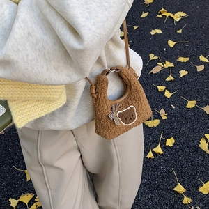Mini sac bandoulière en peluche marron pour filles avec broderie ours et nœud à carreaux