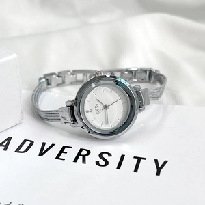 Elegant silver GEDI quartz watch with minimalist rhinestone dial and metal chain bracelet