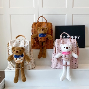 Schicker Rucksack mit Monogramm-Muster und Teddybär-Anhänger für Damen in drei Farben