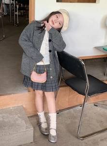 Chic toddler girl fall outfit with grey knit cardigan and mini leopard print handbag