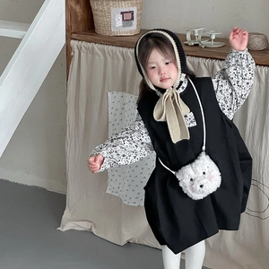 Cute teddy bear plush crossbody bag for children featuring a soft furry cartoon design