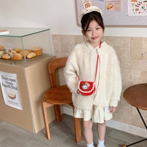Ensemble cardigan et jupe en peluche pour petite fille avec mini sac rouge dessin animé