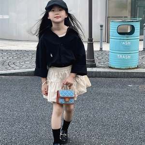 Kids quilted blue crossbody chain bag with chic Korean style tweed fashion outfit
