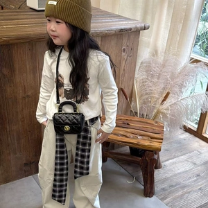 Chic quilted mini shoulder bag for girls with gold twist lock and stylish chain strap