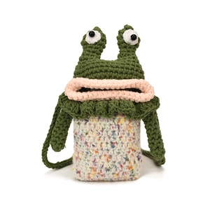 Sac bandoulière grenouille fait main pour enfants avec pois colorés et sangle verte